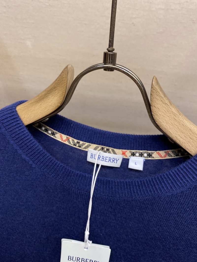 Bv*b*rry sweaters